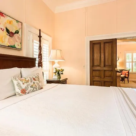 Bed and Breakfast Old Town Manor à Key West Extérieur photo